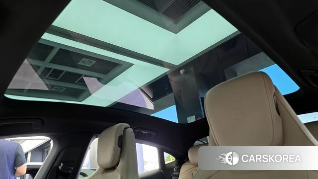Porsche Taycan 2022 Белый из Кореи, фото 6