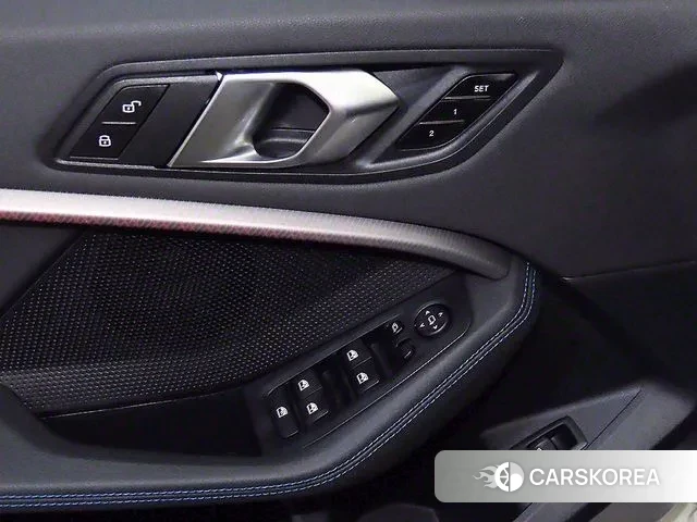 BMW 1 Series (F40) 2023 Белый из Кореи, фото 6