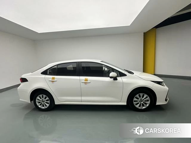 Toyota Corolla 2024 Белый из Китая, фото 6