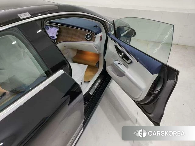Mercedes-Benz EQE 2025 Черный из Китая, фото 6