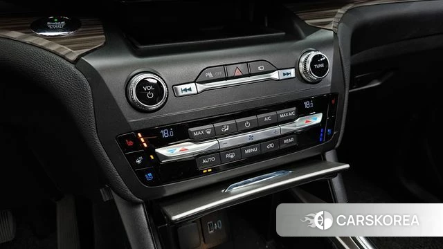 Ford Explorer 6th Generation 2020 Черный из Кореи, фото 6