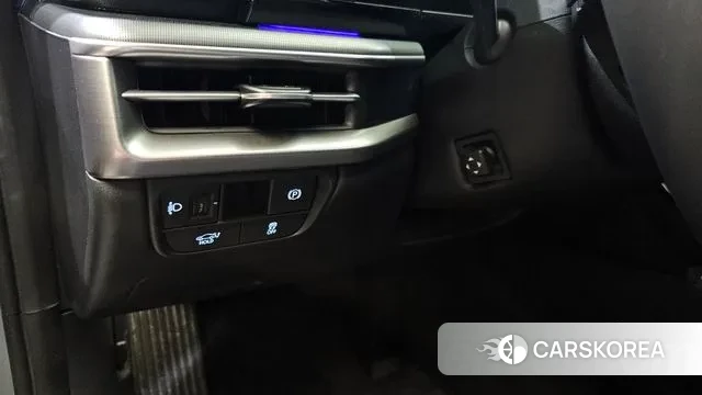 Hyundai Grandeur (GN7) 2024 Светло-серебряный цвет из Кореи, фото 6