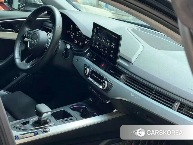 Audi A4L 2021 Темно-серый из Китая, фото 6