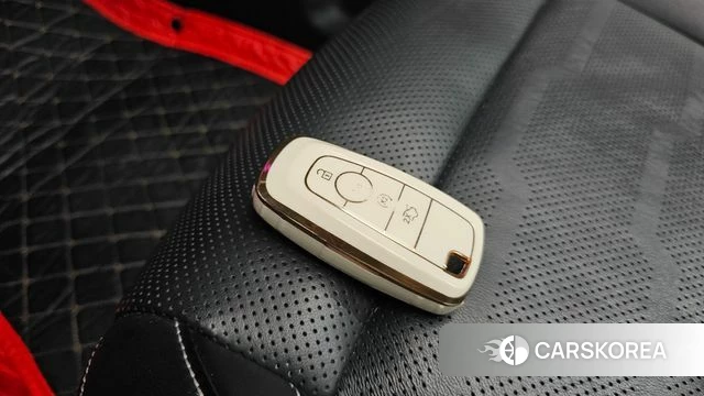 Ford Mustang 2019 Красный из Кореи, фото 6