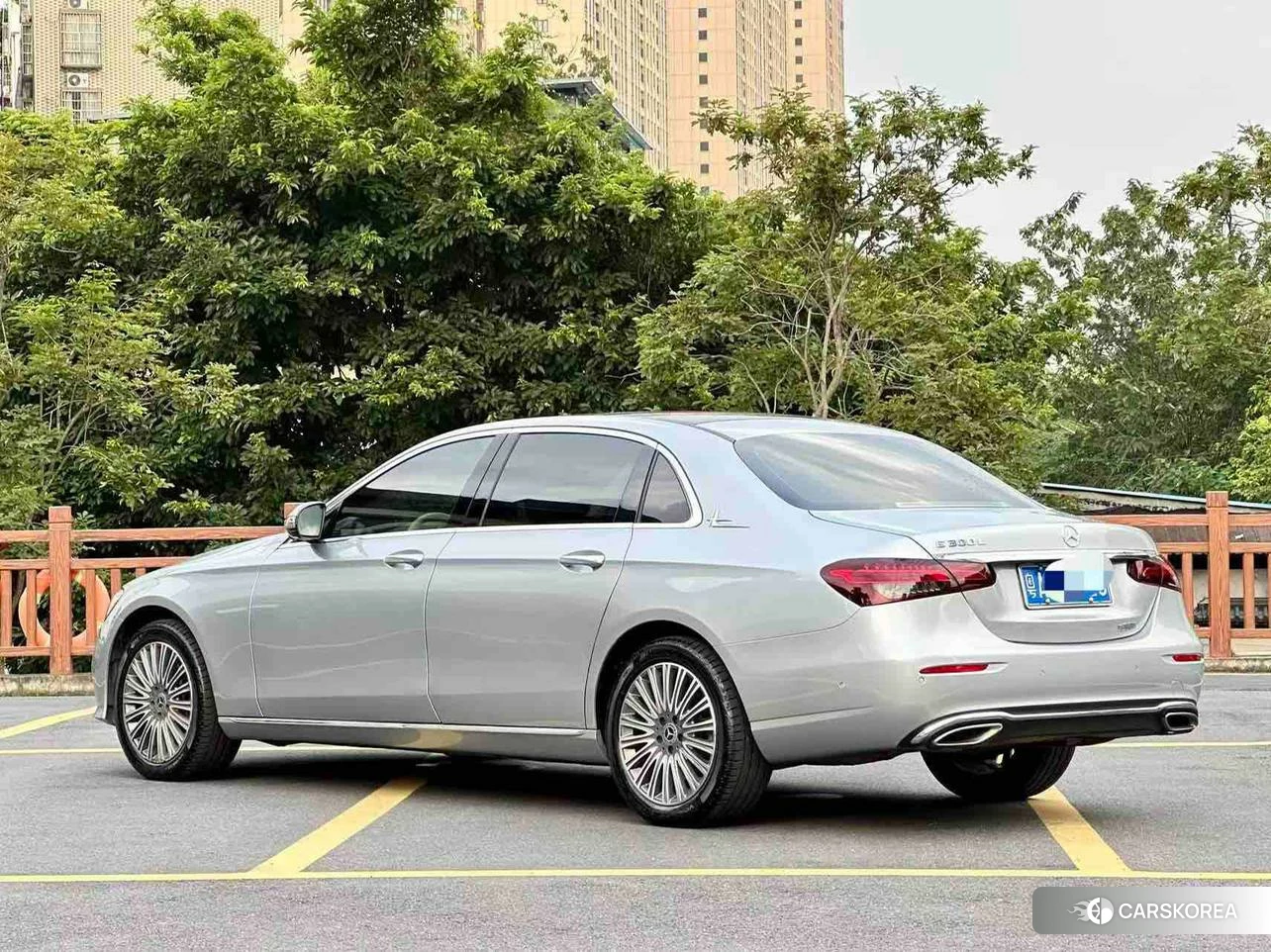 Mercedes-Benz E-class 2021 Серебристо-серый из Китая, фото 6