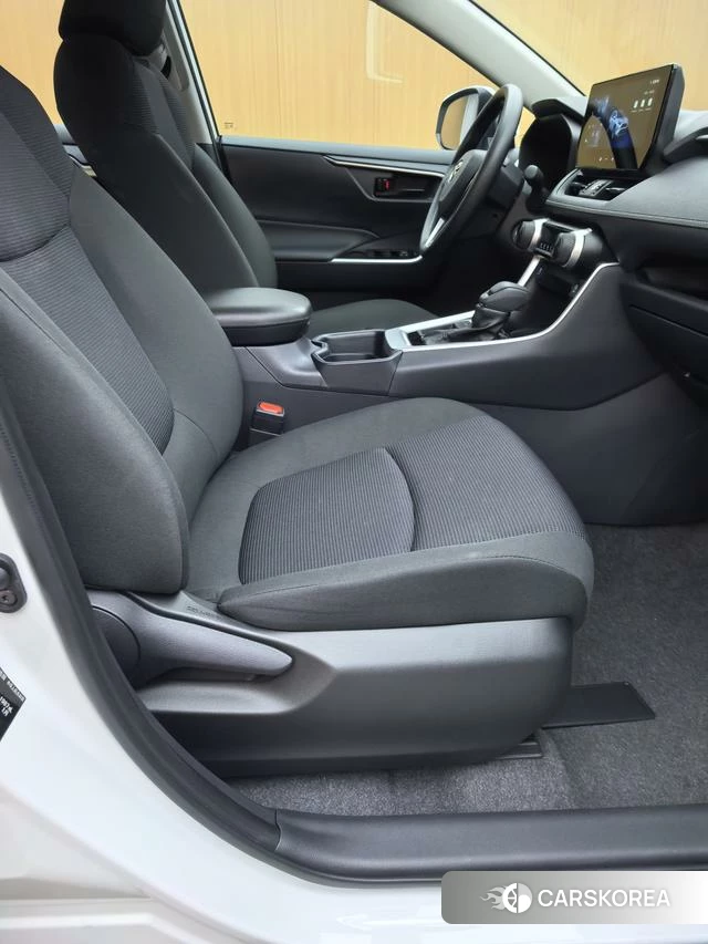 Toyota RAV4 Rongfang 2025 Белый из Китая, фото 6