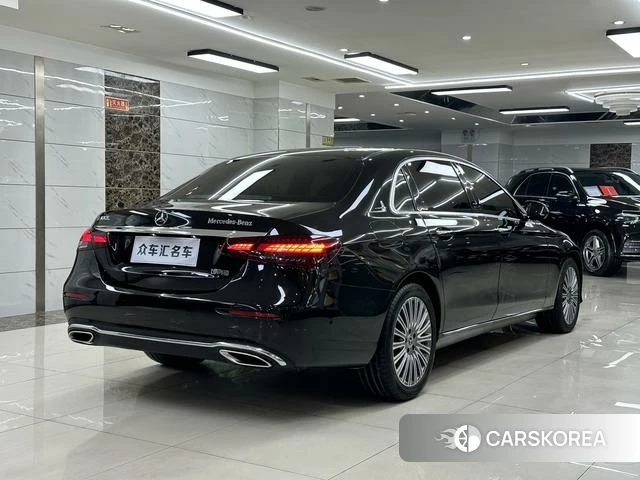 Mercedes-Benz E-class 2022 Черный из Китая, фото 6