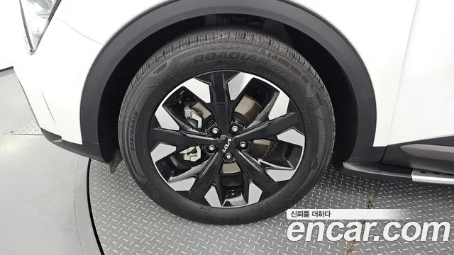 Kia Sportage 5th Generation 2023 Белый из Кореи, фото 6