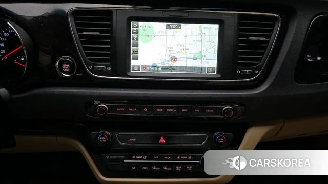 Kia The New Carnival 2018 Черный из Кореи, фото 6