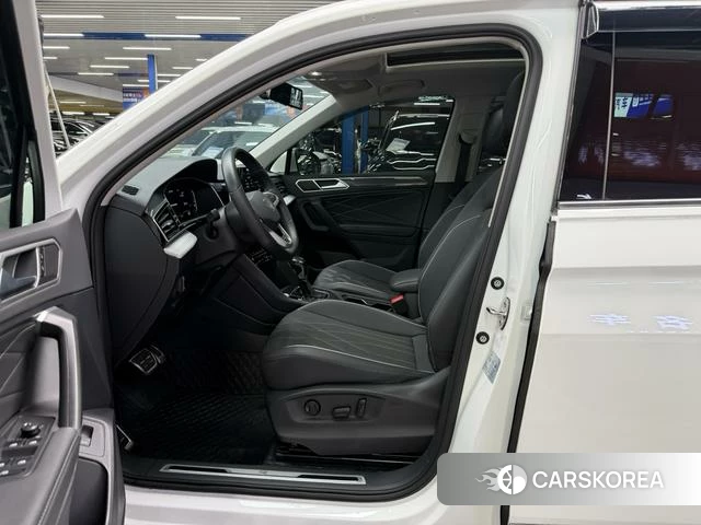Volkswagen Tiguan L 2024 Белый из Китая, фото 6