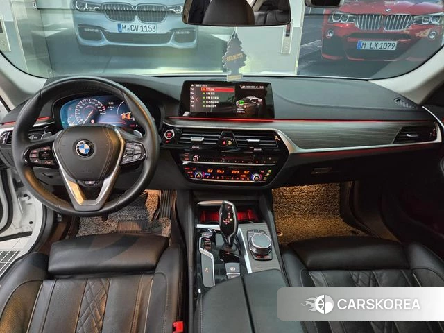 BMW 5 Series (G30) 2019 Белый из Кореи, фото 6