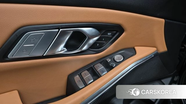 BMW 3 Series (G20) 2023 Черный из Кореи, фото 6