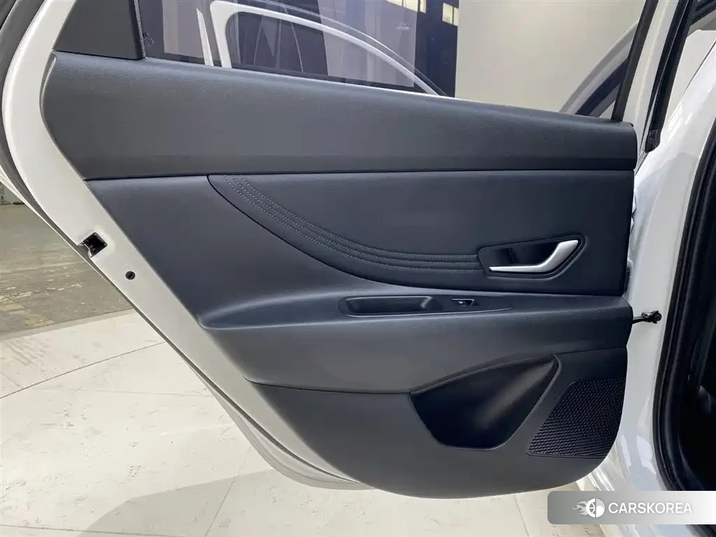 Hyundai Elantra id 4538796 из Китая 7