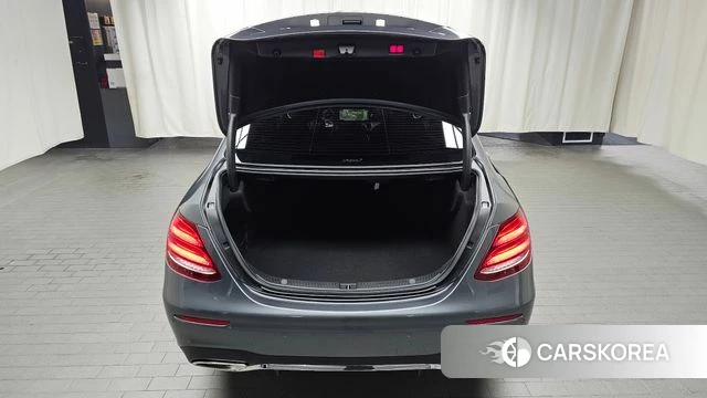 Mercedes-Benz E-Class W213 2020 Серый из Кореи, фото 6