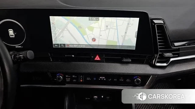 Kia Sportage 5th Generation 2023 Белый из Кореи, фото 6