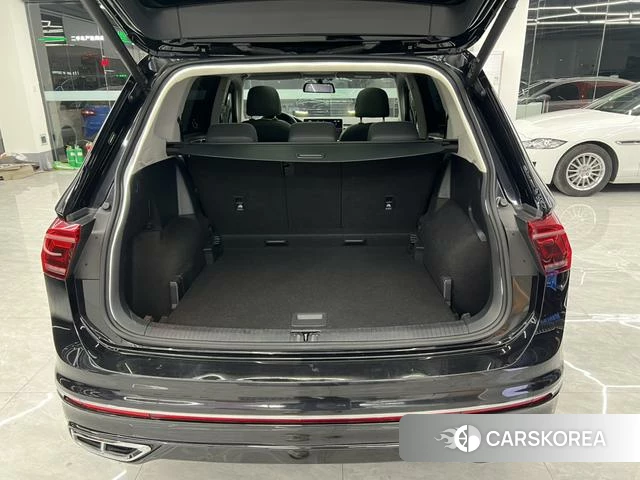 Volkswagen Tiguan L 2022 Черный из Китая, фото 6