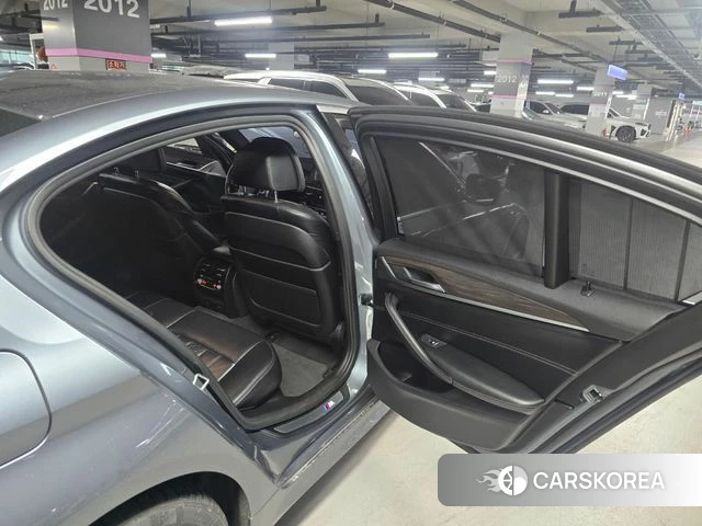 BMW 5 Series (G30) 2018 Серый из Кореи, фото 6