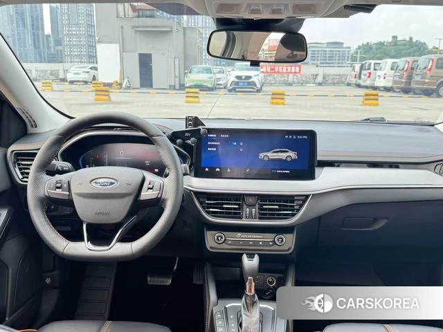 Ford Fox 2023 Серебристо-серый из Китая, фото 6