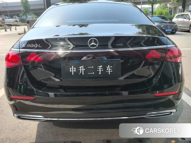 Mercedes-Benz E-class 2024 Черный из Китая, фото 6