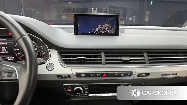 Audi Q7 (4M) id 3484622 из Кореи 6