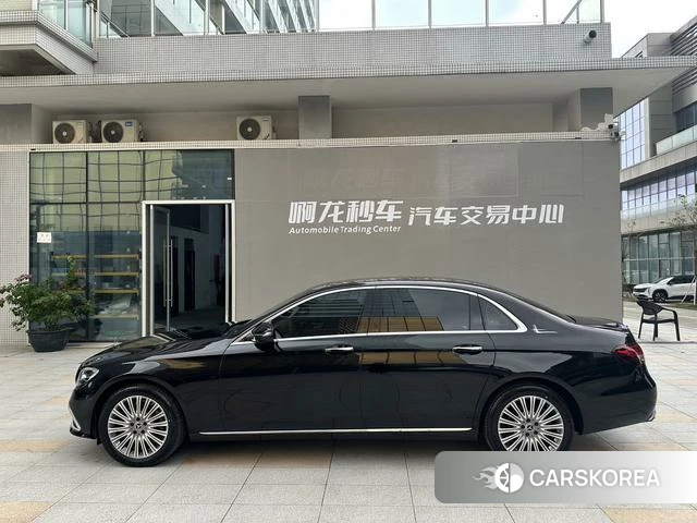 Mercedes-Benz E-class 2023 Черный из Китая, фото 6
