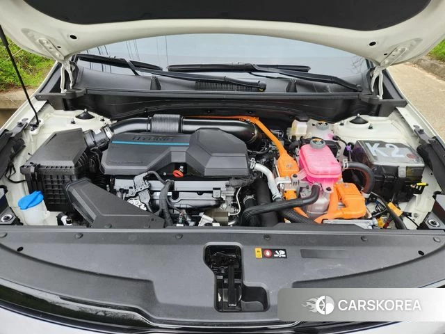 Kia Sportage 5th Generation Hybrid 2024 Белый из Кореи, фото 6