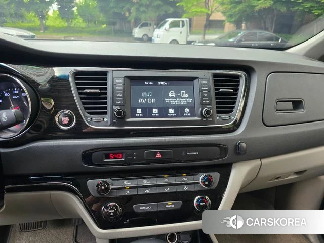 Kia The New Carnival 2020 Белый из Кореи, фото 6