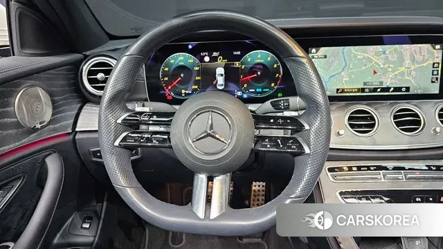 Mercedes-Benz E-Class W213 2022 Белый из Кореи, фото 6