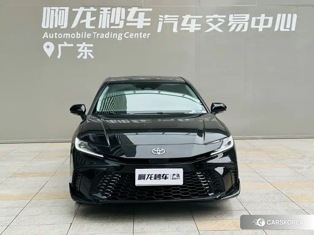 Toyota Camry 2025 Silver/gray из Китая, фото 6