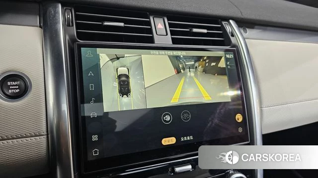 Land Rover Discovery 5 2022 Черный из Кореи, фото 6