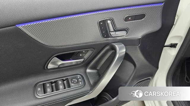 Mercedes-Benz A-Class W177 2023 Белый из Кореи, фото 6