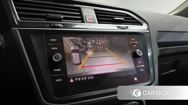 Volkswagen Tiguan second Generation 2020 Серый из Кореи, фото 6