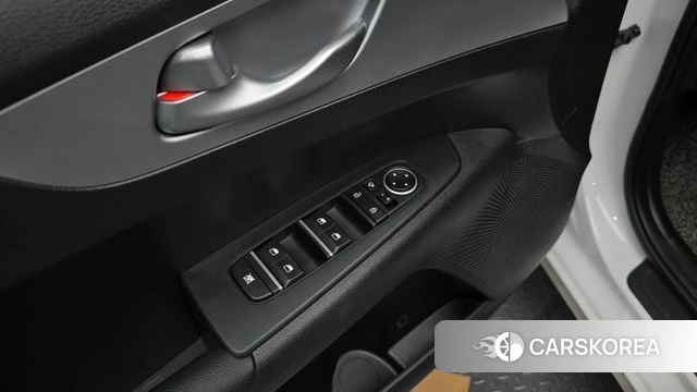 Kia The New K3 2nd generation 2022 Белый из Кореи, фото 6