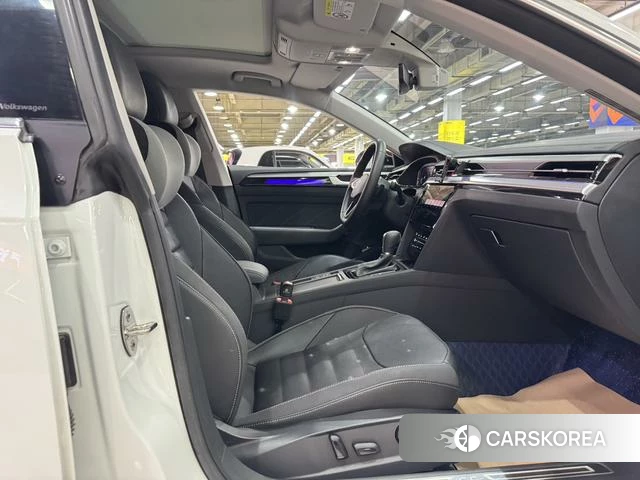 Volkswagen CC 2023 Белый из Китая, фото 6