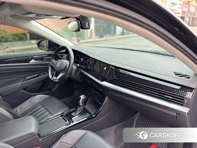 Volkswagen Passat 2023 Черный из Китая, фото 6
