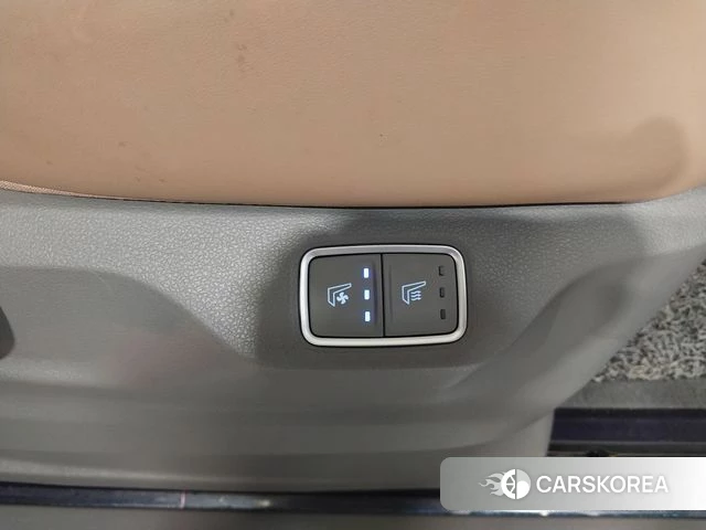 Hyundai Staria 2022 Темно-зеленый из Кореи, фото 6