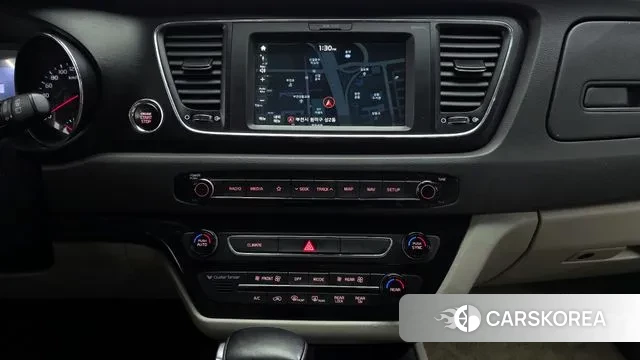 Kia All New Carnival 2018 Белый из Кореи, фото 6