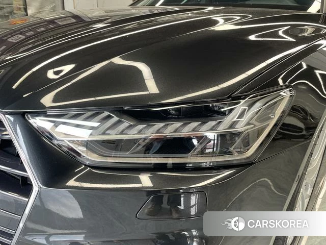 Audi A7 2021 Темно-серый из Китая, фото 6