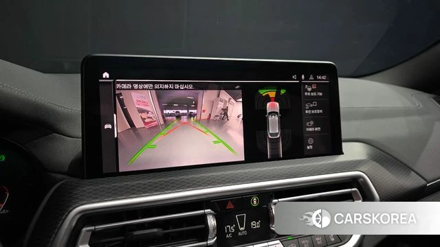 BMW X4 (G02) 2023 Светло-серебряный цвет из Кореи, фото 6