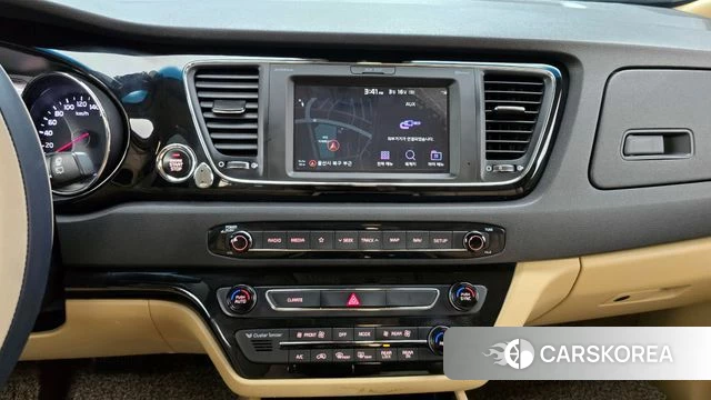 Kia The New Carnival 2019 Белый из Кореи, фото 6