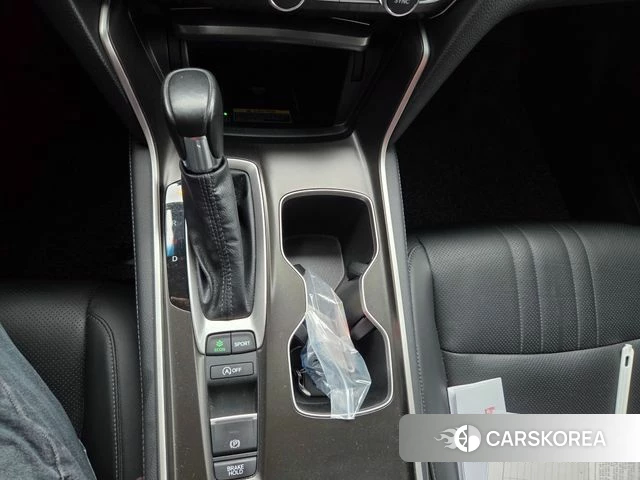 Honda Accord 10th Generation 2021 Серебряный из Кореи, фото 6