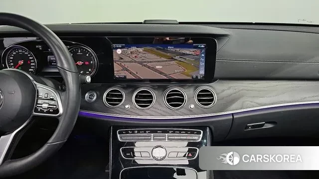 Mercedes-Benz E-Class W213 2020 Белый из Кореи, фото 6