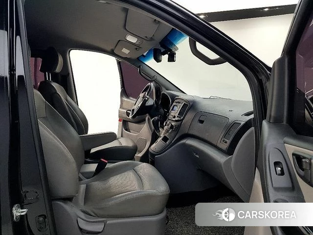 Hyundai The New Grand Starex 2019 Черный из Кореи, фото 6