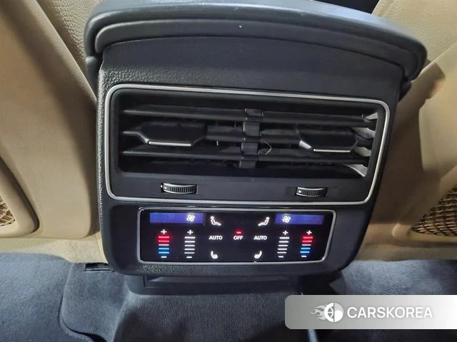 Audi Q8 (4M) 2021 Черный из Кореи, фото 6