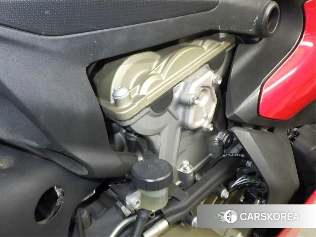 Ducati 1199 PANIGALE id 3946996 из Японии 6
