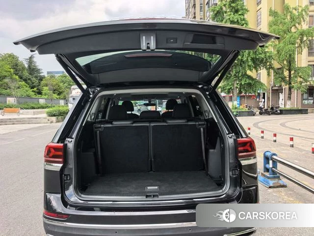 Volkswagen Tourang 2021 Черный из Китая, фото 6