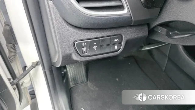 Kia Seltos 2022 Белый из Кореи, фото 6