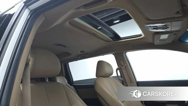 Kia The New Carnival 2019 Белый из Кореи, фото 6