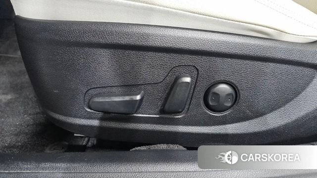 Hyundai The New Grandeur IG Hybrid 2022 Белый из Кореи, фото 6
