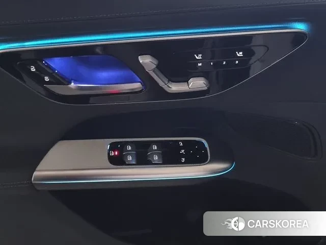 Mercedes-Benz GLC-Class X254 2024 Белый из Кореи, фото 6